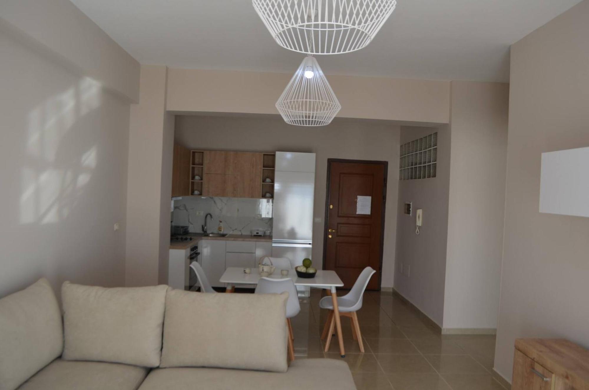 Saint Tropez Apartment Саранда Экстерьер фото