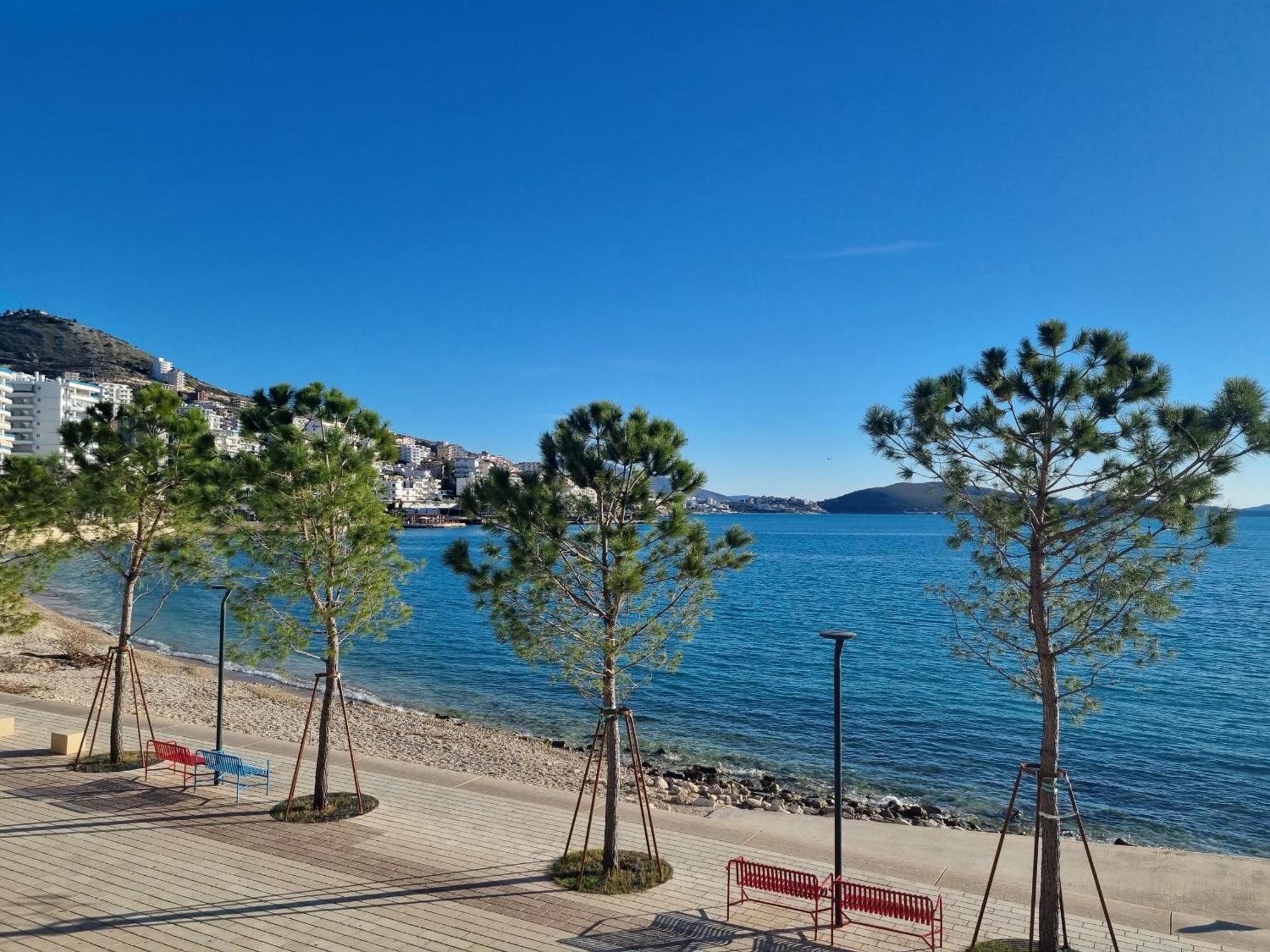 Saint Tropez Apartment Саранда Экстерьер фото